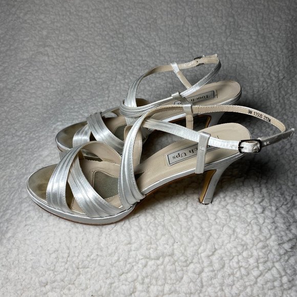 Touch Ups Shoes - Touch Ups Lauren White Satin Heel Size 9